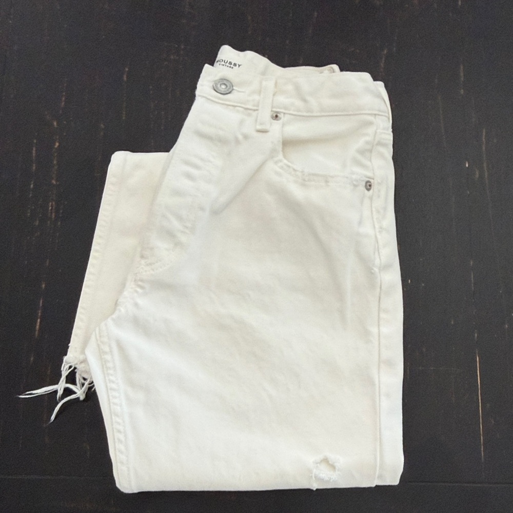 Moussy White High-Rise Jeans with Raw Hem